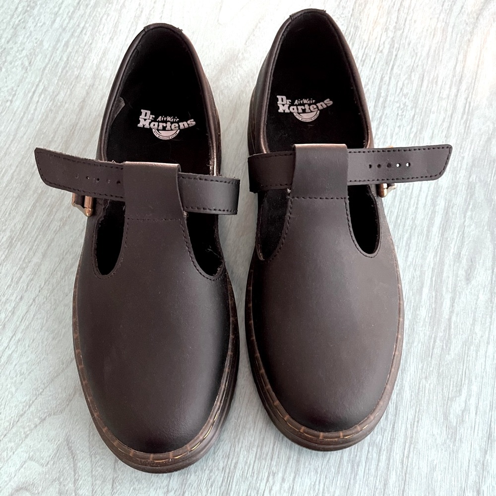 NWOT Dr Marten Mary Janes